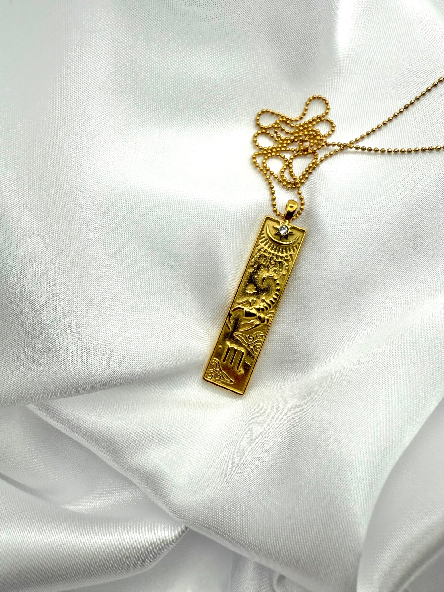 Collier Zodiac Plaqué Or – Symbole Gravé